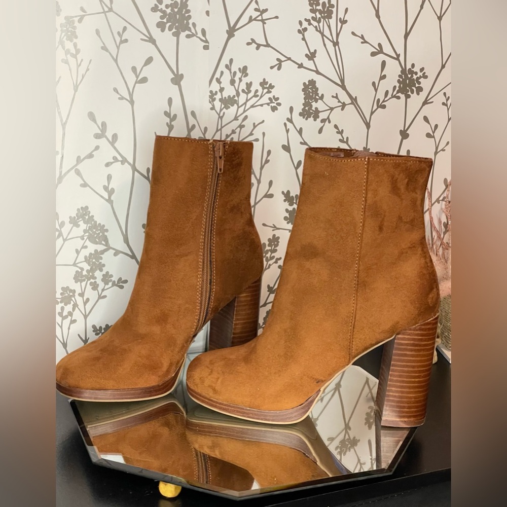 Orangish brown tj maxx booties, size 7.5.